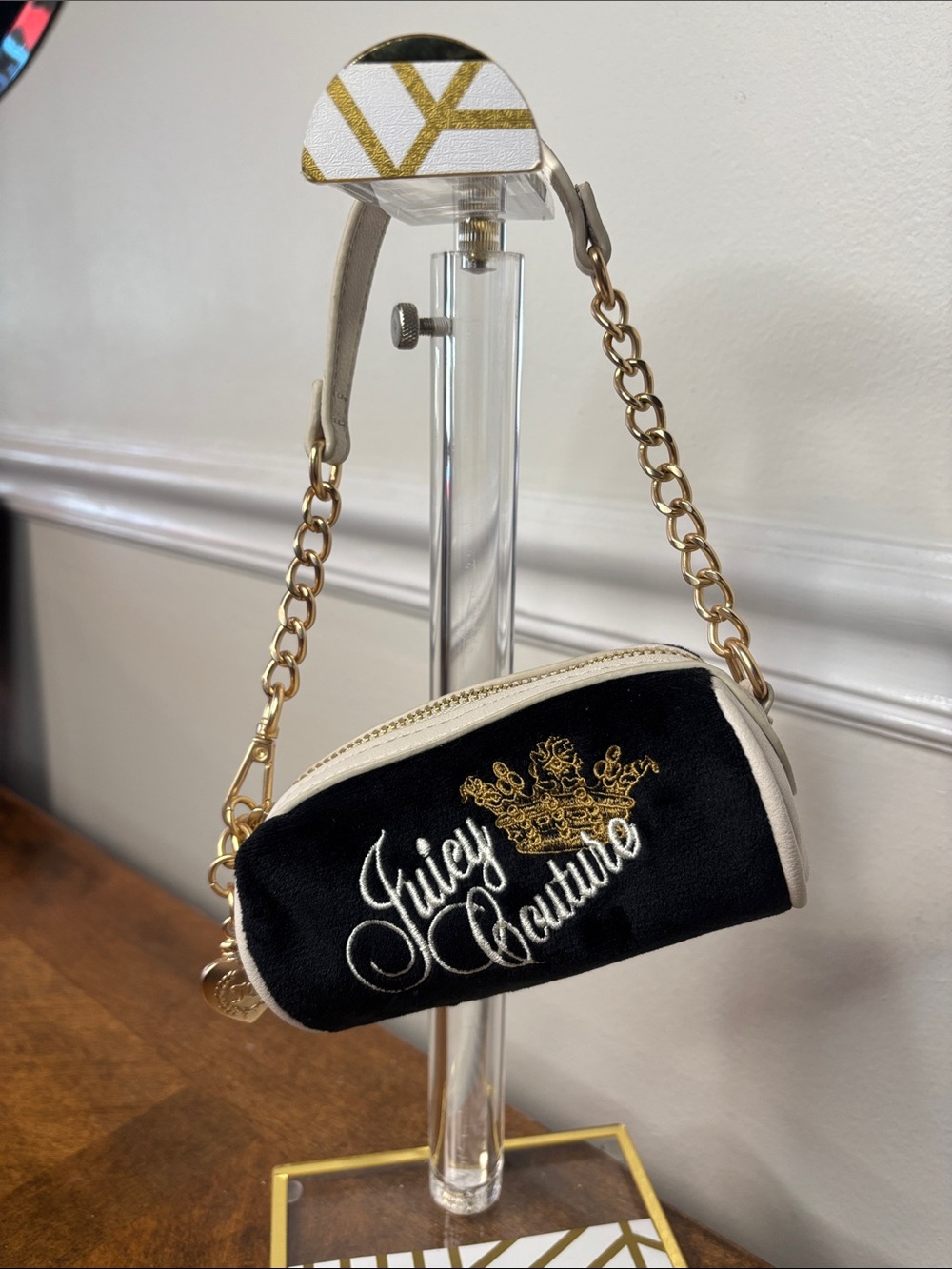 Juicy Couture Black Velvet Mini Bag with Gold Chain & Cream Trim - Picture 2 of 16